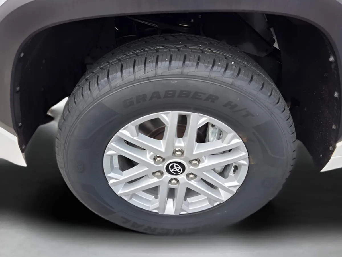 2024 Toyota Tundra 4WD SR5 thumbnail 27