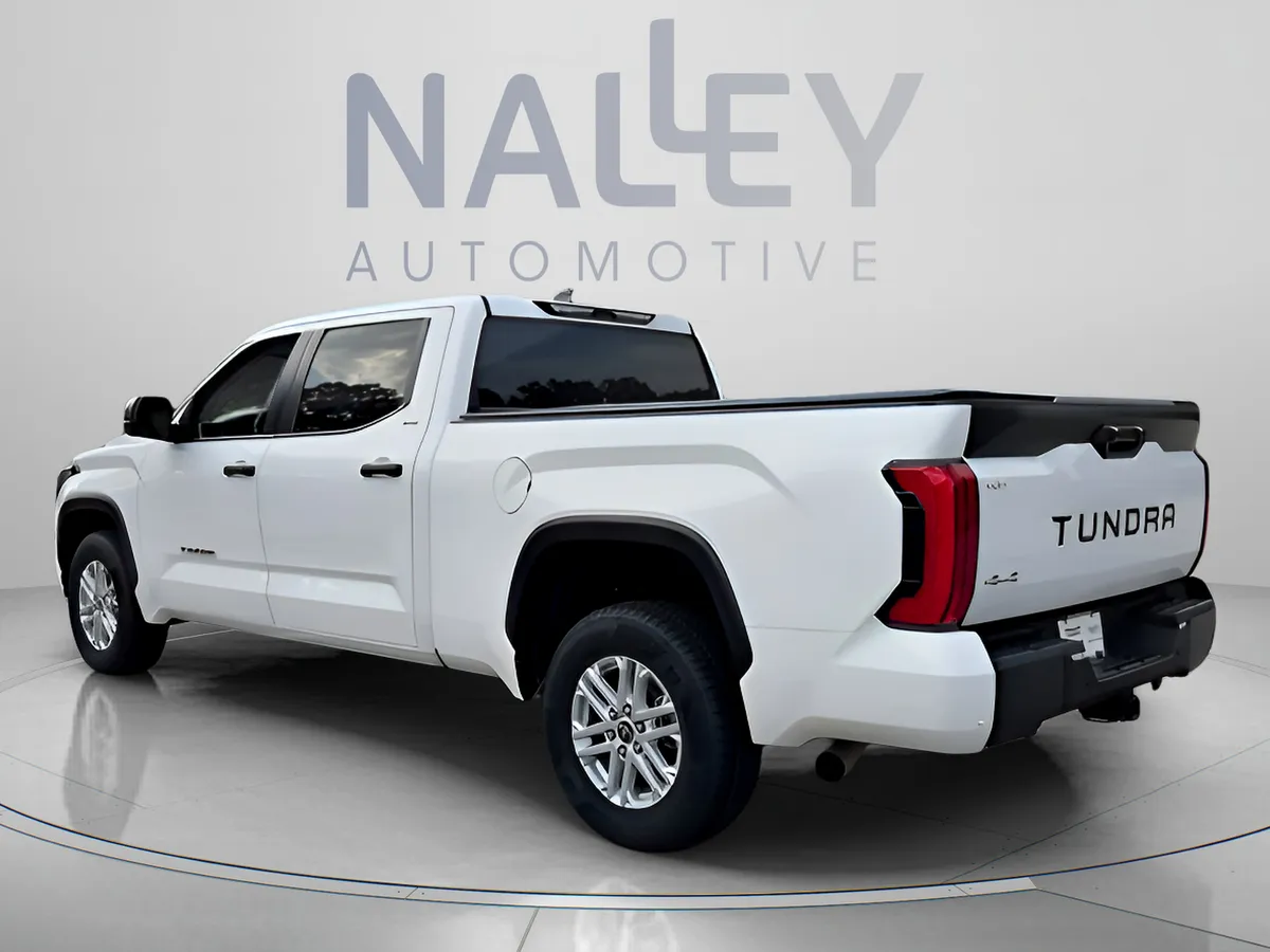 2024 Toyota Tundra 4WD SR5 thumbnail 4