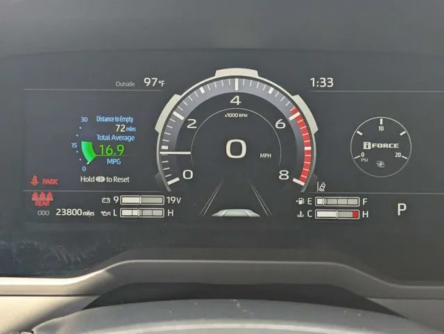 2024 Toyota Tundra Limited thumbnail 24