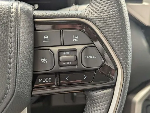 2024 Toyota Tundra Limited thumbnail 26