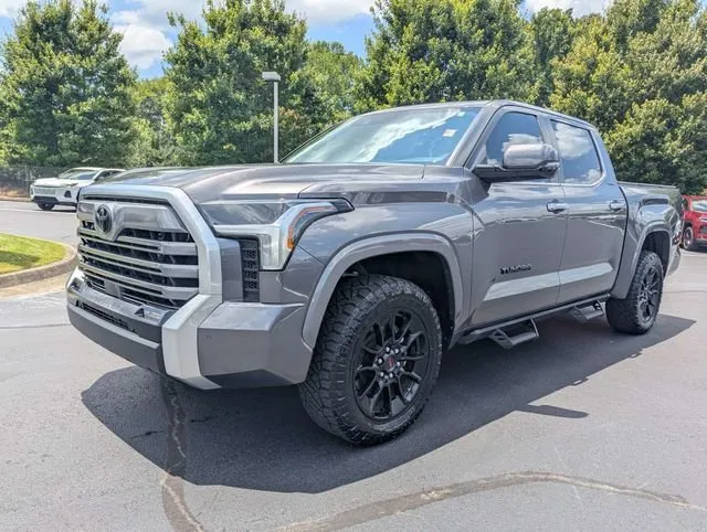 2024 Toyota Tundra Limited thumbnail 5