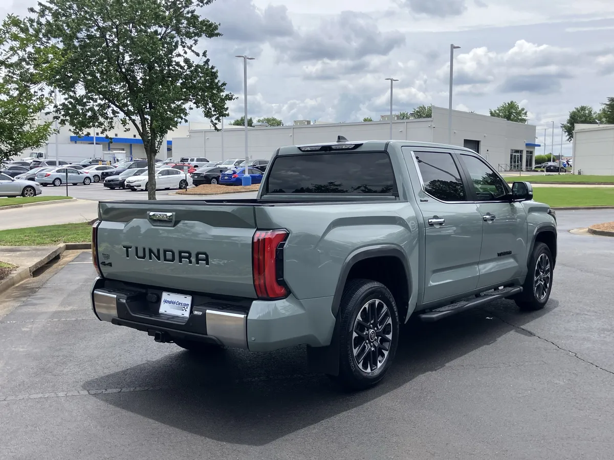 2024 Toyota Tundra Limited Hybrid CrewMax 5.5' Bed thumbnail 10