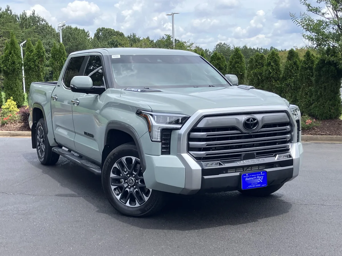 2024 Toyota Tundra Limited Hybrid CrewMax 5.5' Bed thumbnail 2