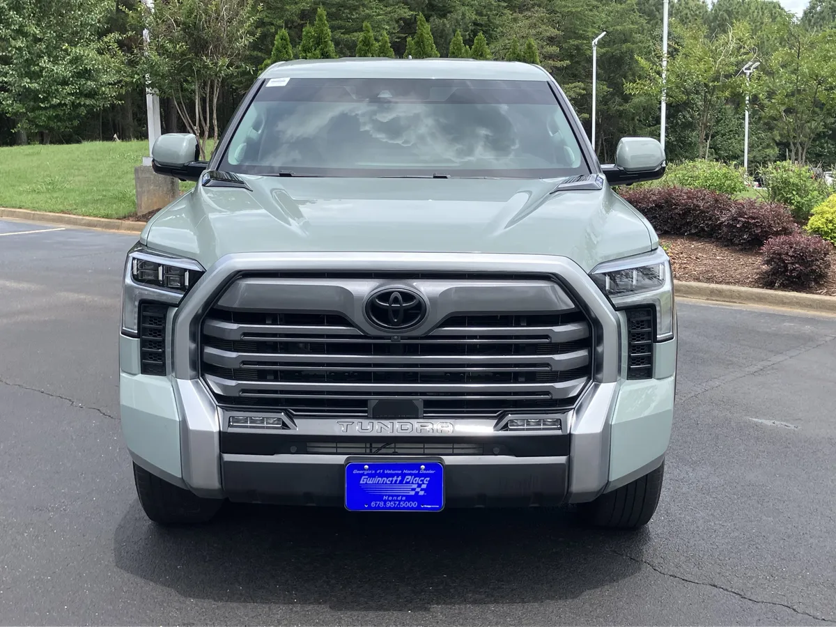 2024 Toyota Tundra Limited Hybrid CrewMax 5.5' Bed thumbnail 3