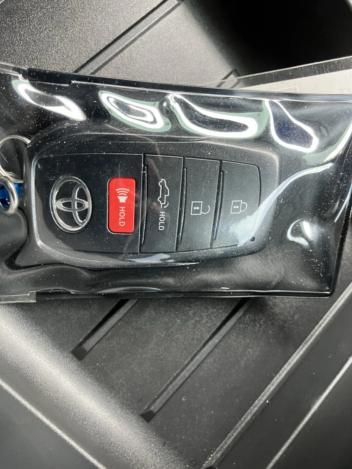 2024 Toyota Tundra Limited Hybrid CrewMax 5.5' Bed thumbnail 37
