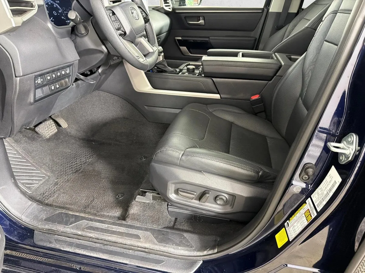 2024 Toyota Tundra Limited Hybrid thumbnail 11