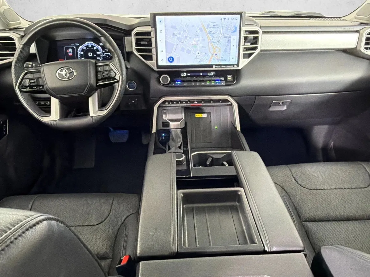 2024 Toyota Tundra Limited Hybrid thumbnail 24