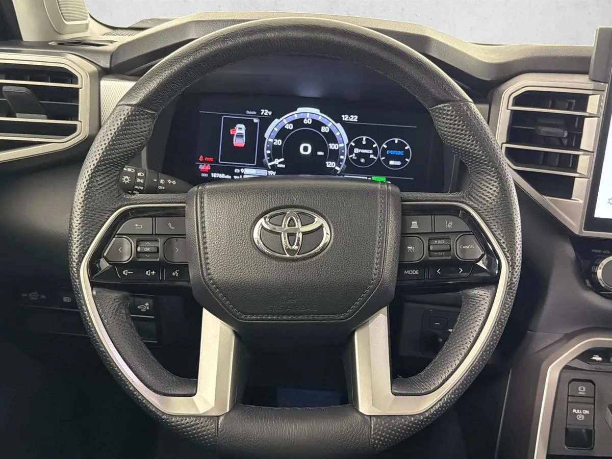 2024 Toyota Tundra Limited Hybrid thumbnail 25