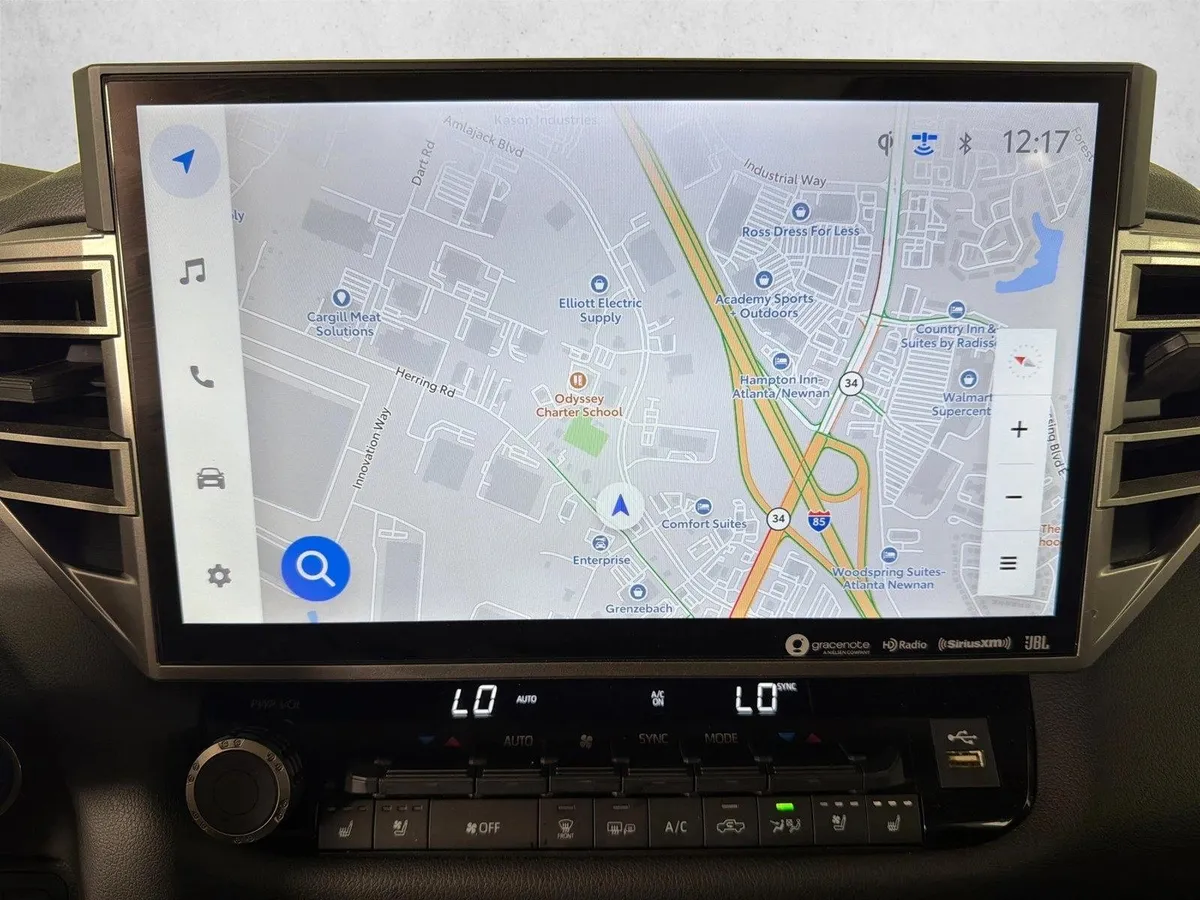 2024 Toyota Tundra Limited Hybrid thumbnail 3
