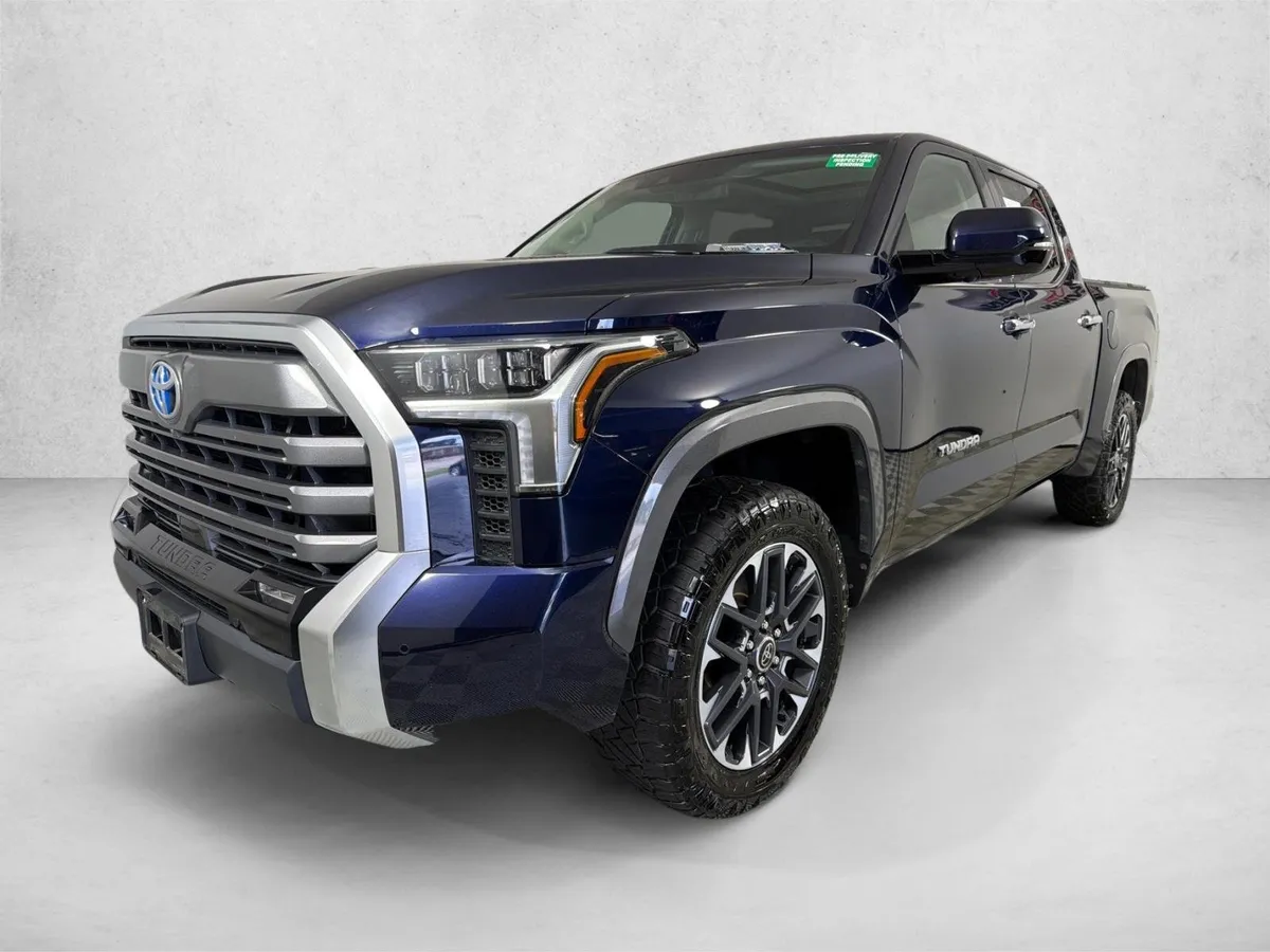 2024 Toyota Tundra Limited Hybrid thumbnail 9