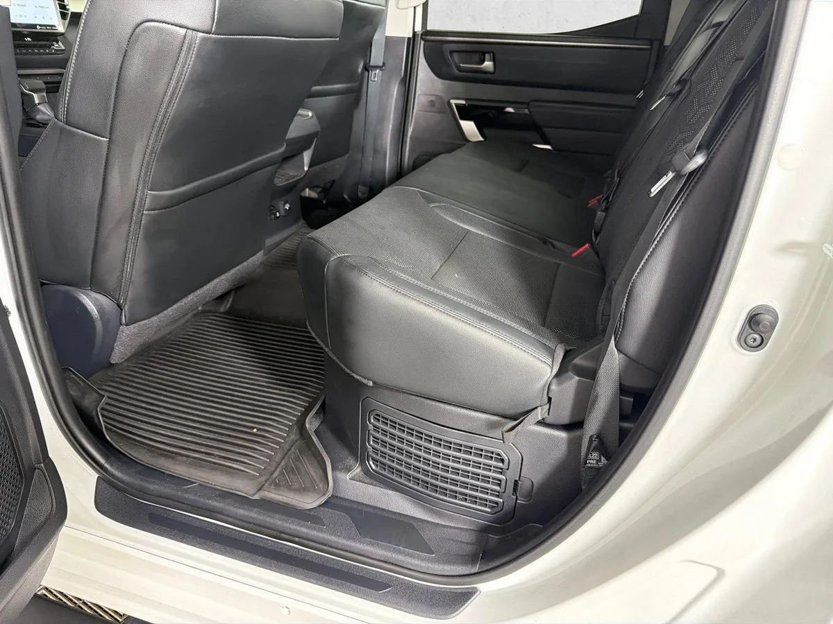 2024 Toyota Tundra Limited Hybrid thumbnail 20