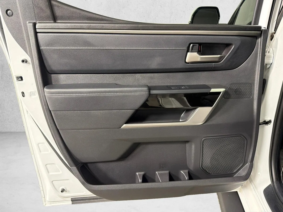 2024 Toyota Tundra Limited Hybrid thumbnail 21