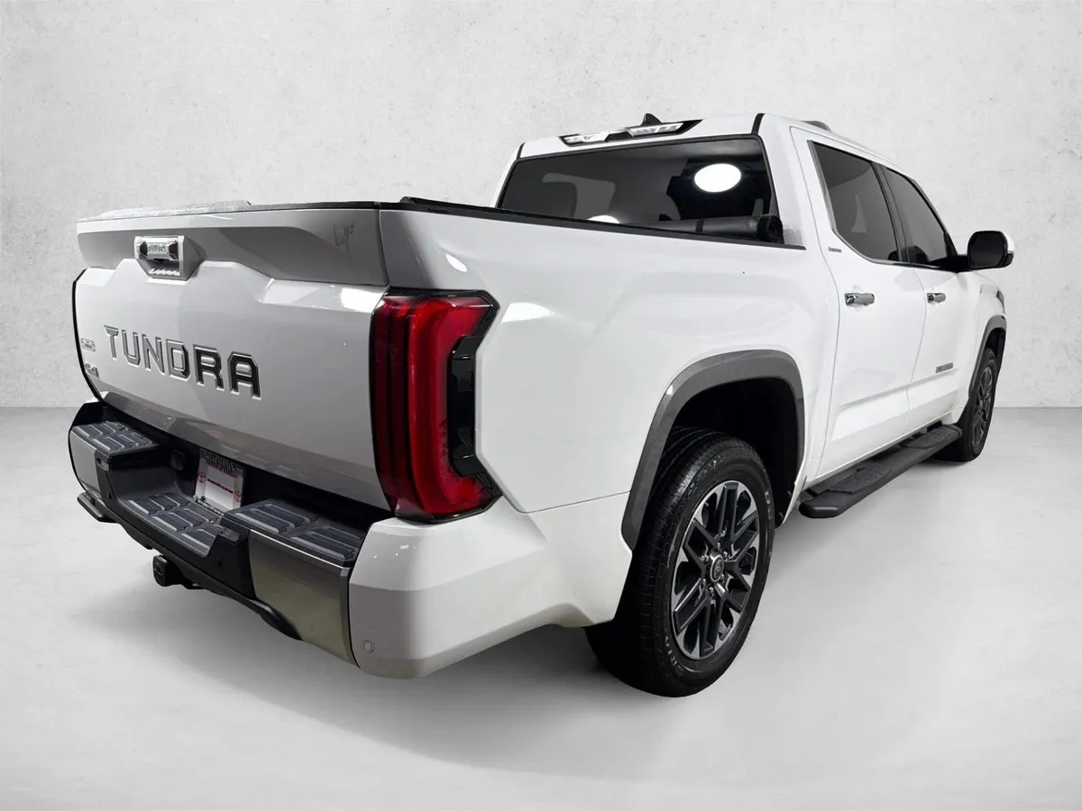 2024 Toyota Tundra Limited Hybrid thumbnail 3