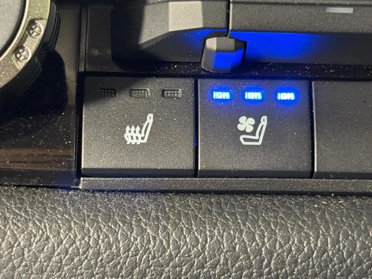 2024 Toyota Tundra Limited Hybrid thumbnail 30
