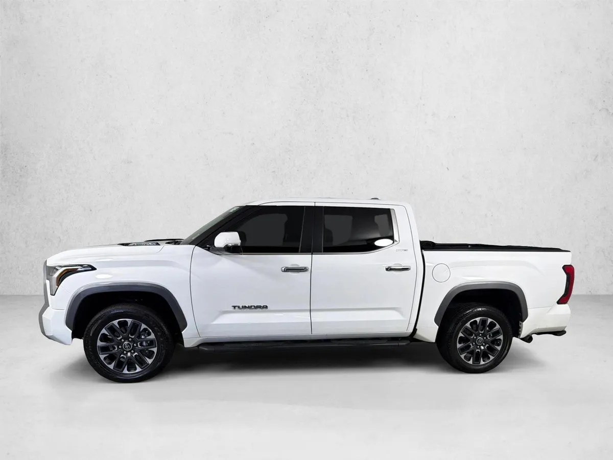 2024 Toyota Tundra Limited Hybrid thumbnail 6