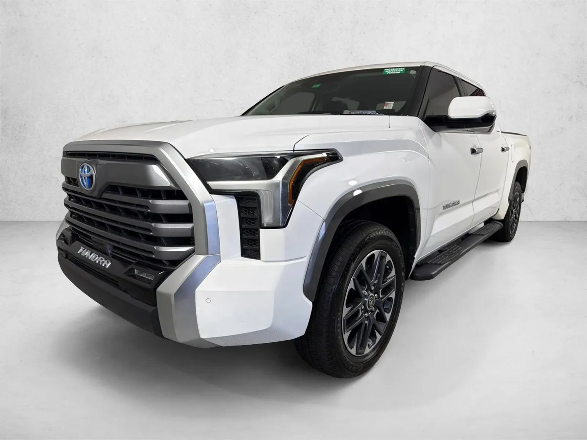 2024 Toyota Tundra Limited Hybrid thumbnail 7