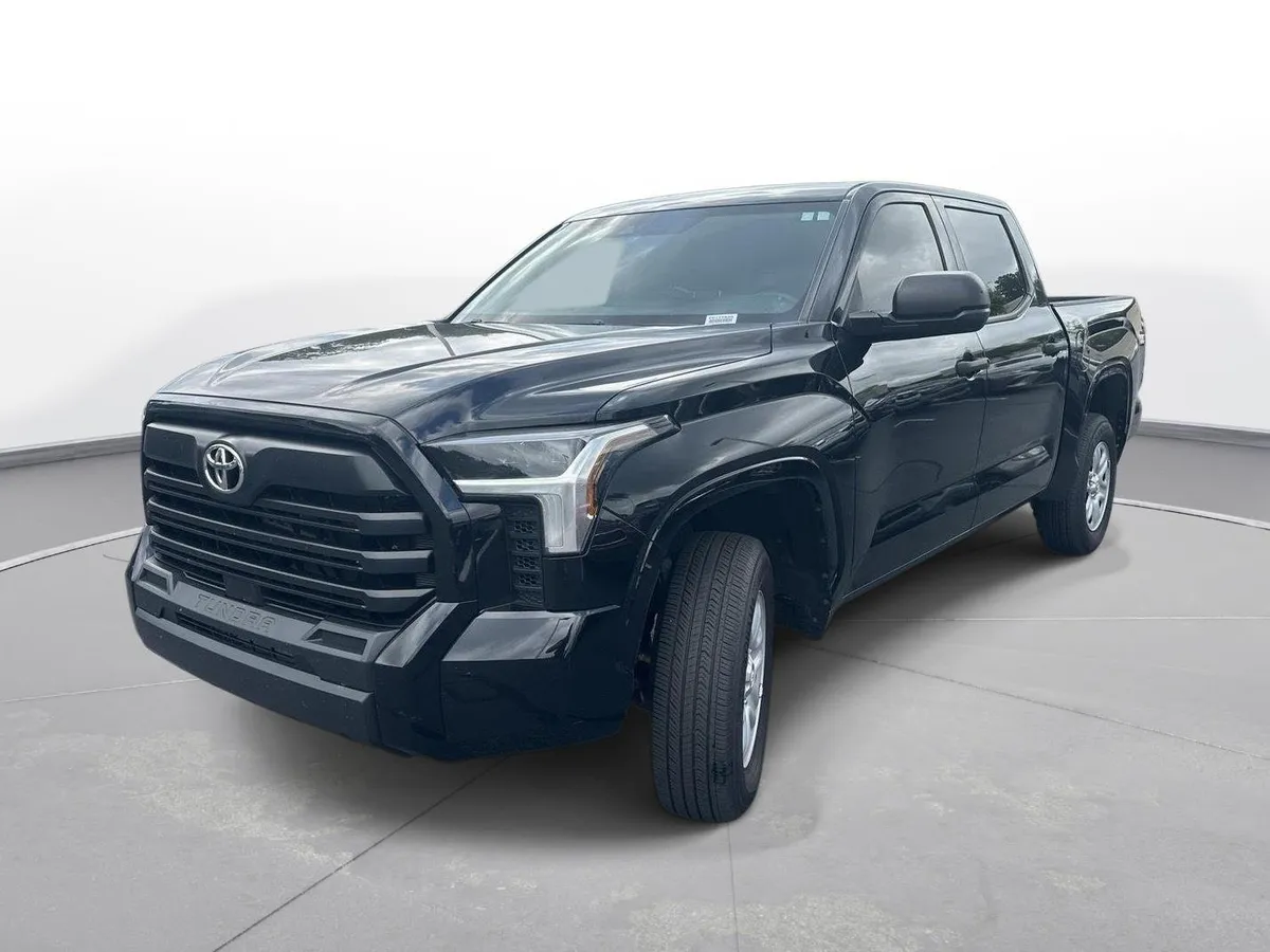 2024 Toyota Tundra SR thumbnail 2