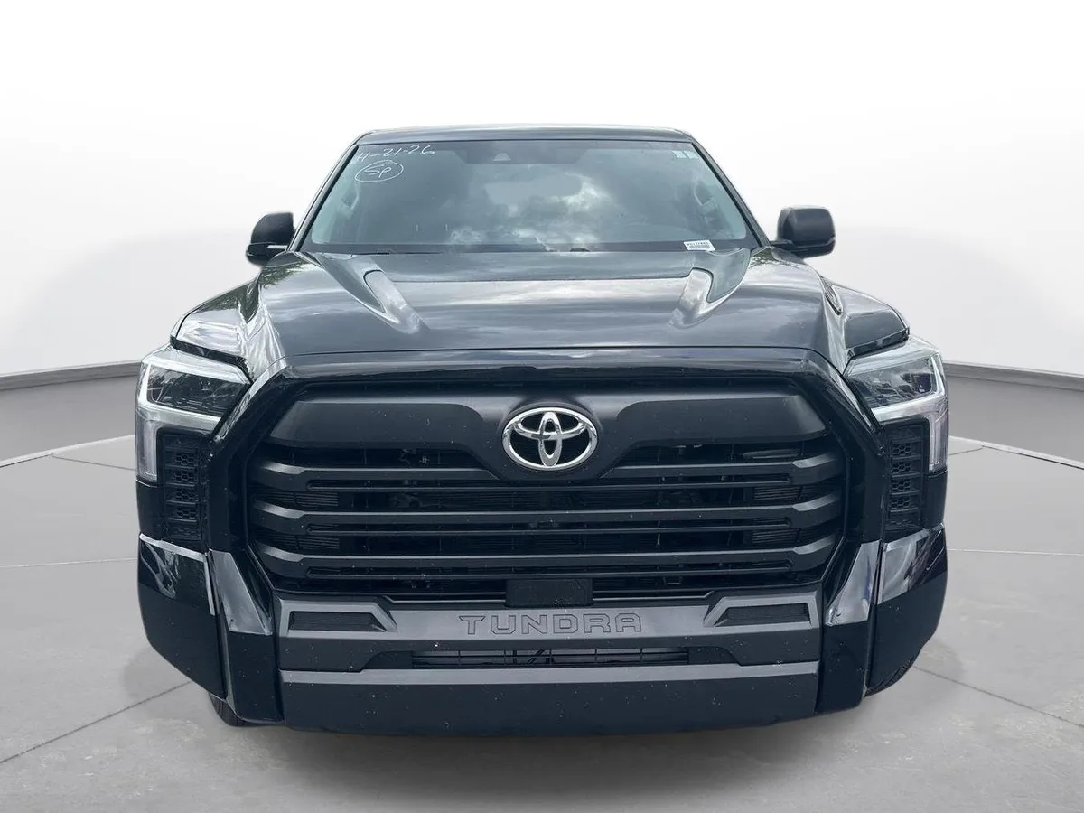 2024 Toyota Tundra SR thumbnail 3