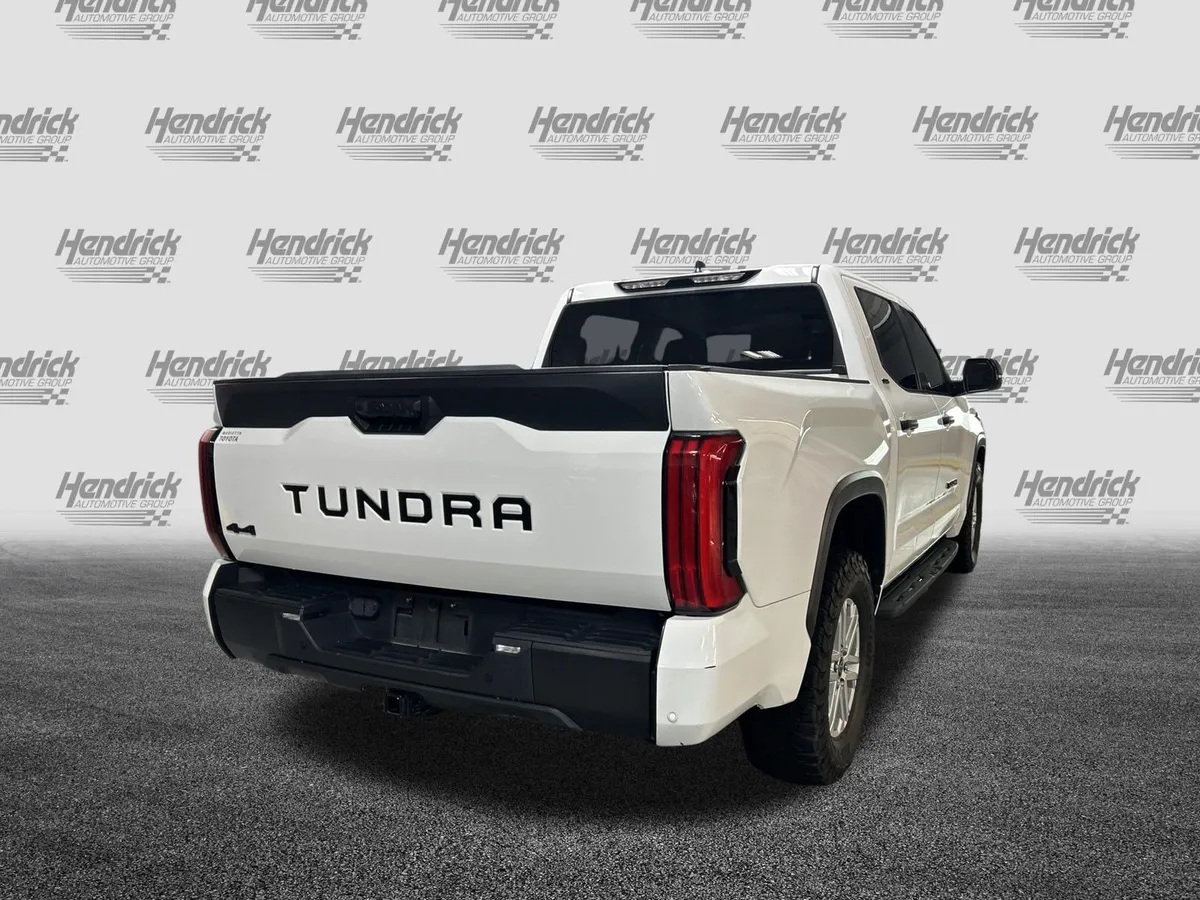 2024 Toyota Tundra SR5 thumbnail 10