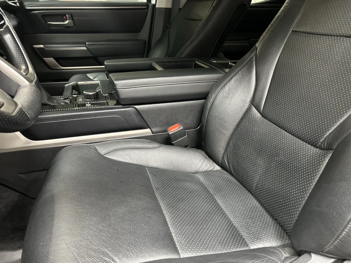 2024 Toyota Tundra SR5 thumbnail 6