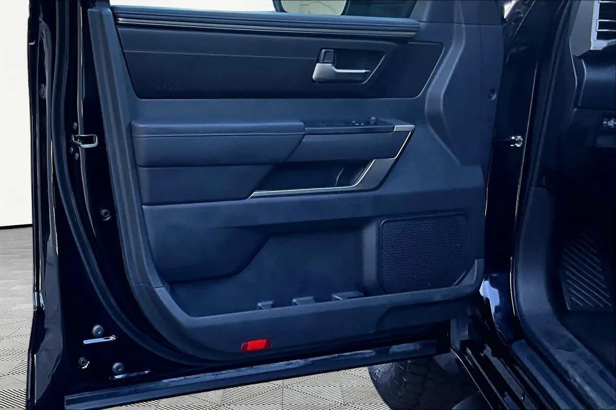 2024 Toyota Tundra SR5 thumbnail 22