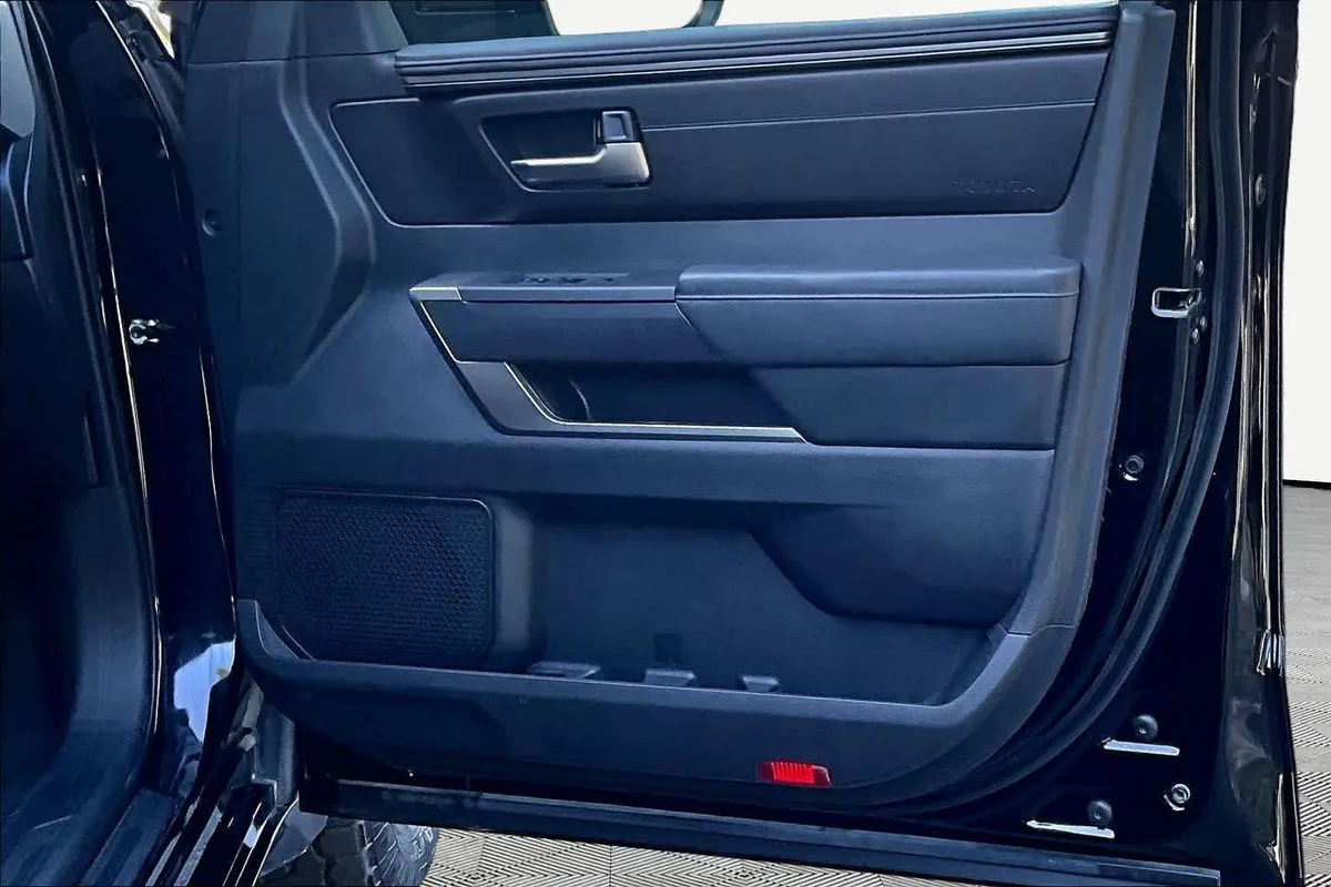 2024 Toyota Tundra SR5 thumbnail 23