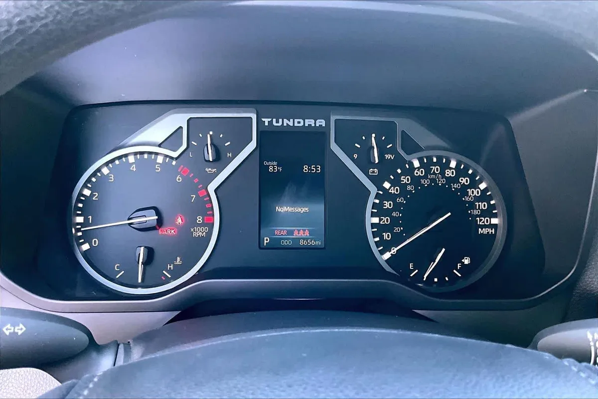 2024 Toyota Tundra SR5 thumbnail 26