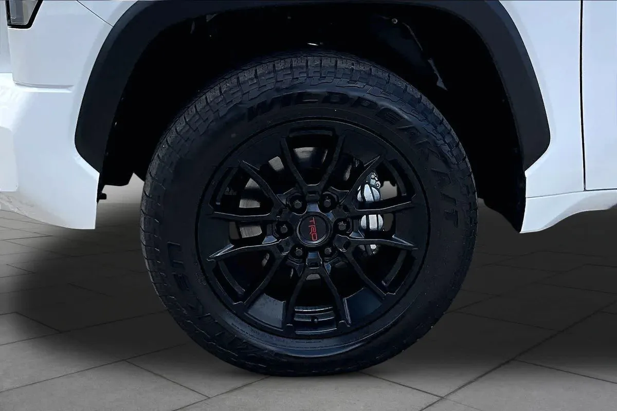 2024 Toyota Tundra SR5 thumbnail 11