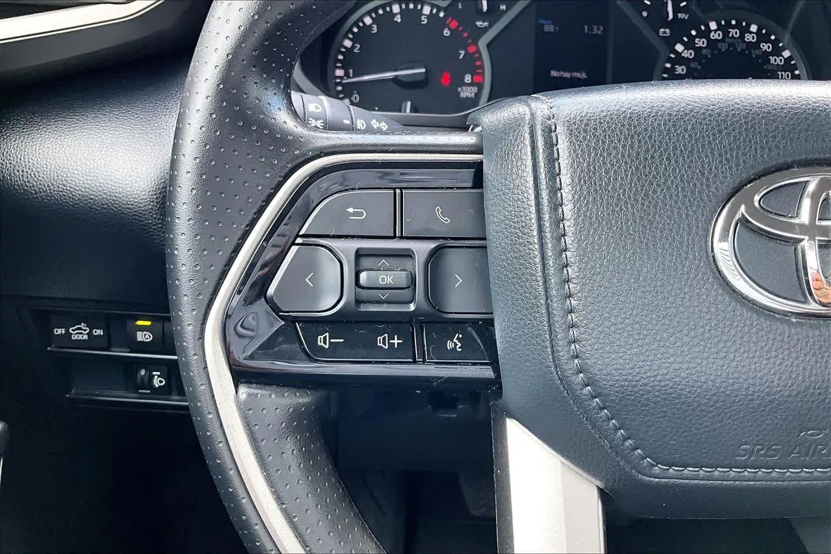 2024 Toyota Tundra SR5 thumbnail 22