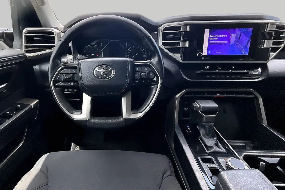 2024 Toyota Tundra SR5 thumbnail 6