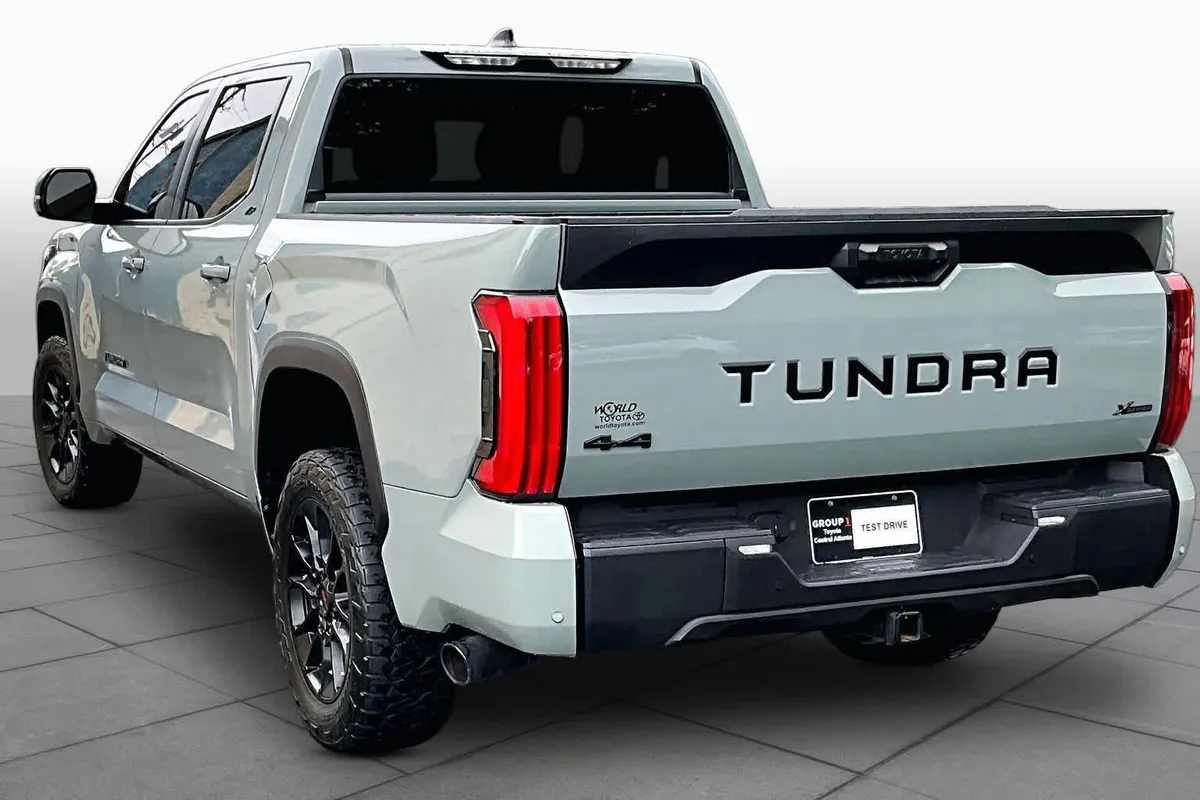 2024 Toyota Tundra SR5 thumbnail 12