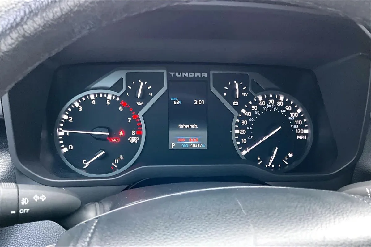 2024 Toyota Tundra SR5 thumbnail 25