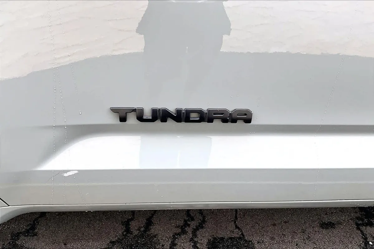 2024 Toyota Tundra SR5 thumbnail 30