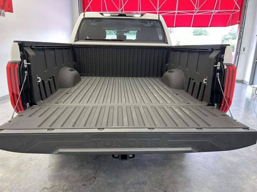 2024 Toyota Tundra SR5 thumbnail 12