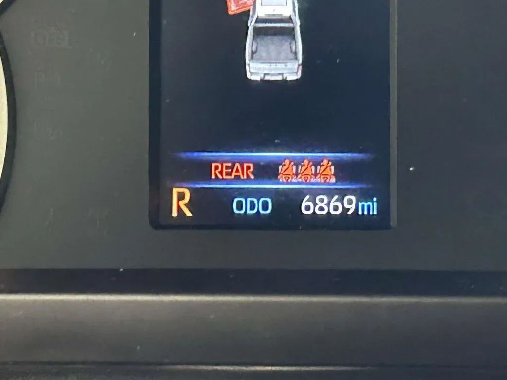 2024 Toyota Tundra SR5 thumbnail 28