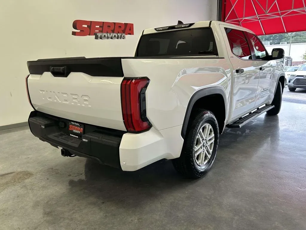 2024 Toyota Tundra SR5 thumbnail 3
