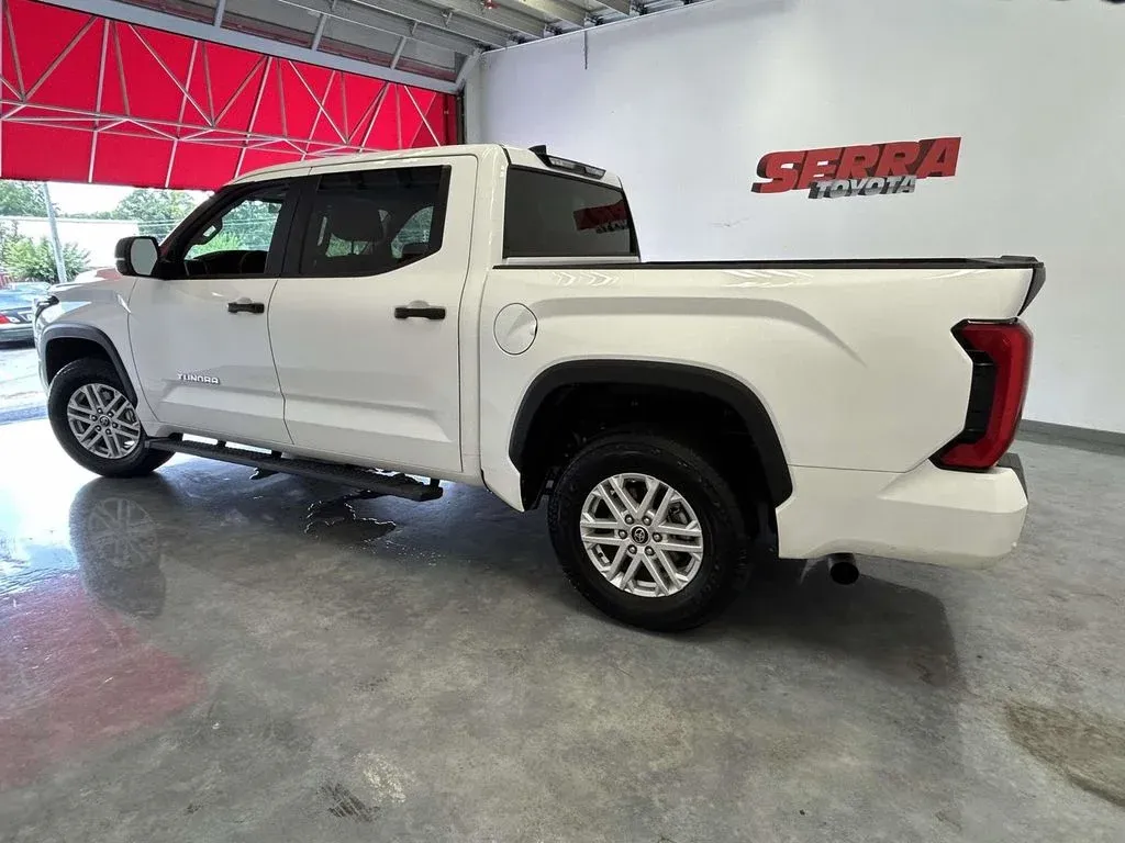 2024 Toyota Tundra SR5 thumbnail 6