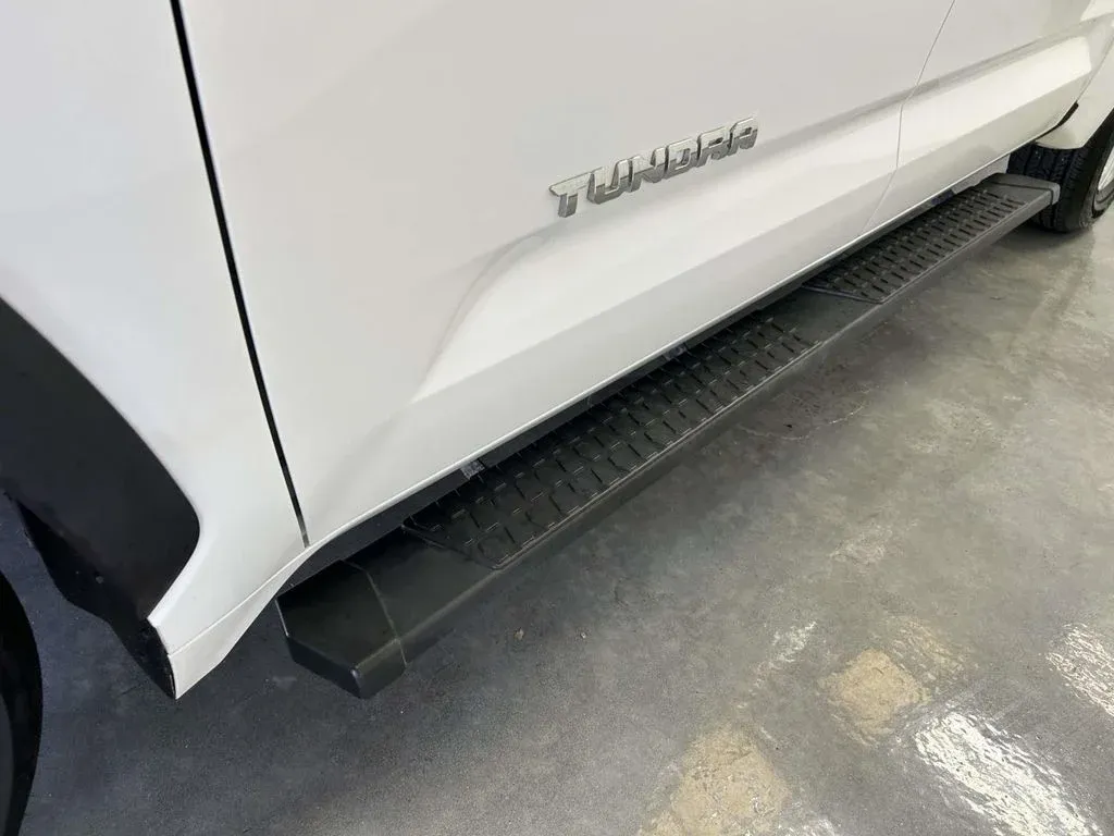 2024 Toyota Tundra SR5 thumbnail 9