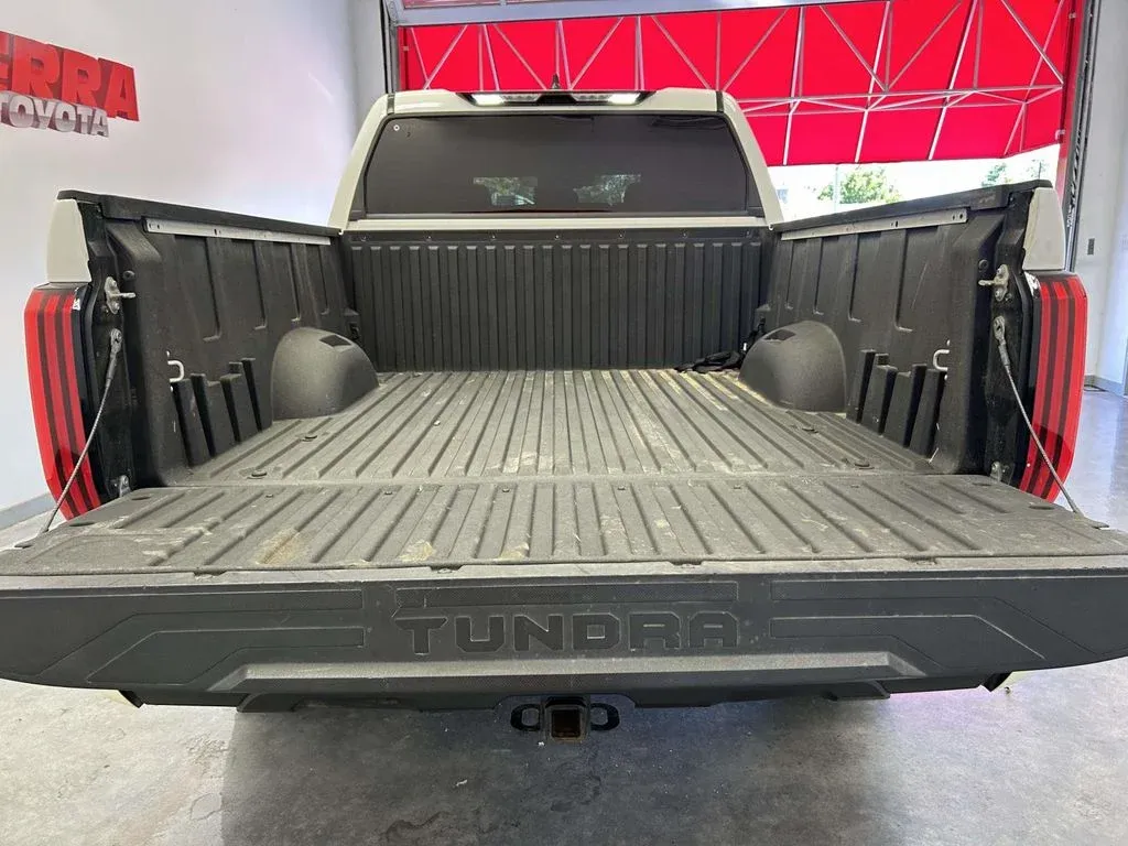 2024 Toyota Tundra SR5 thumbnail 14