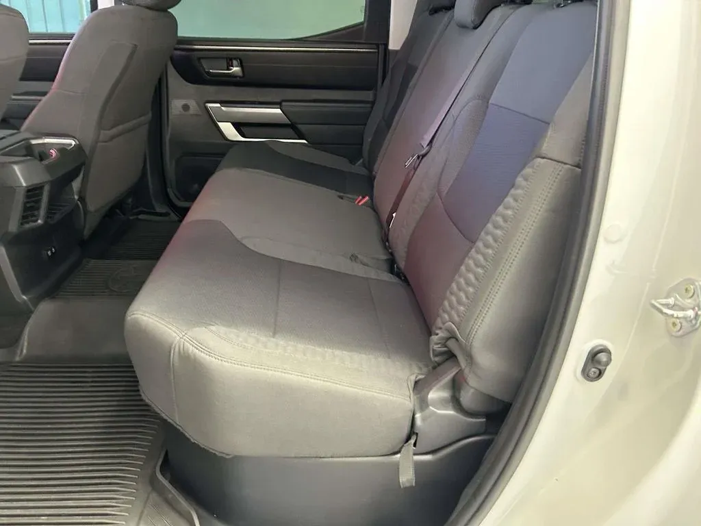 2024 Toyota Tundra SR5 thumbnail 16