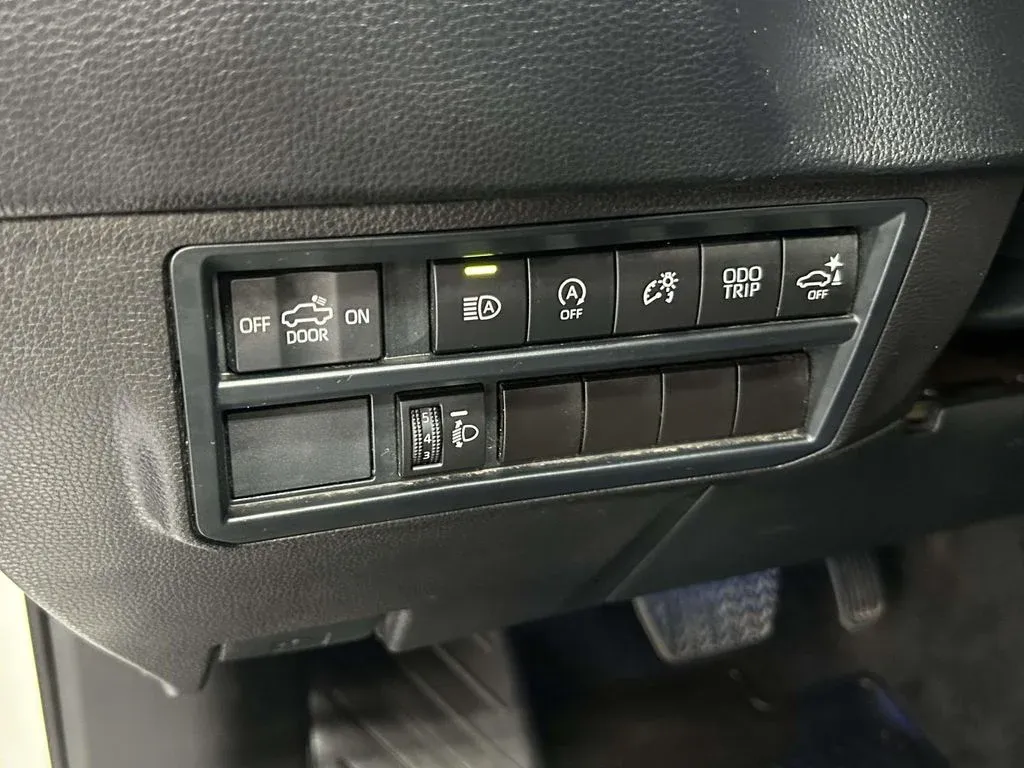 2024 Toyota Tundra SR5 thumbnail 20