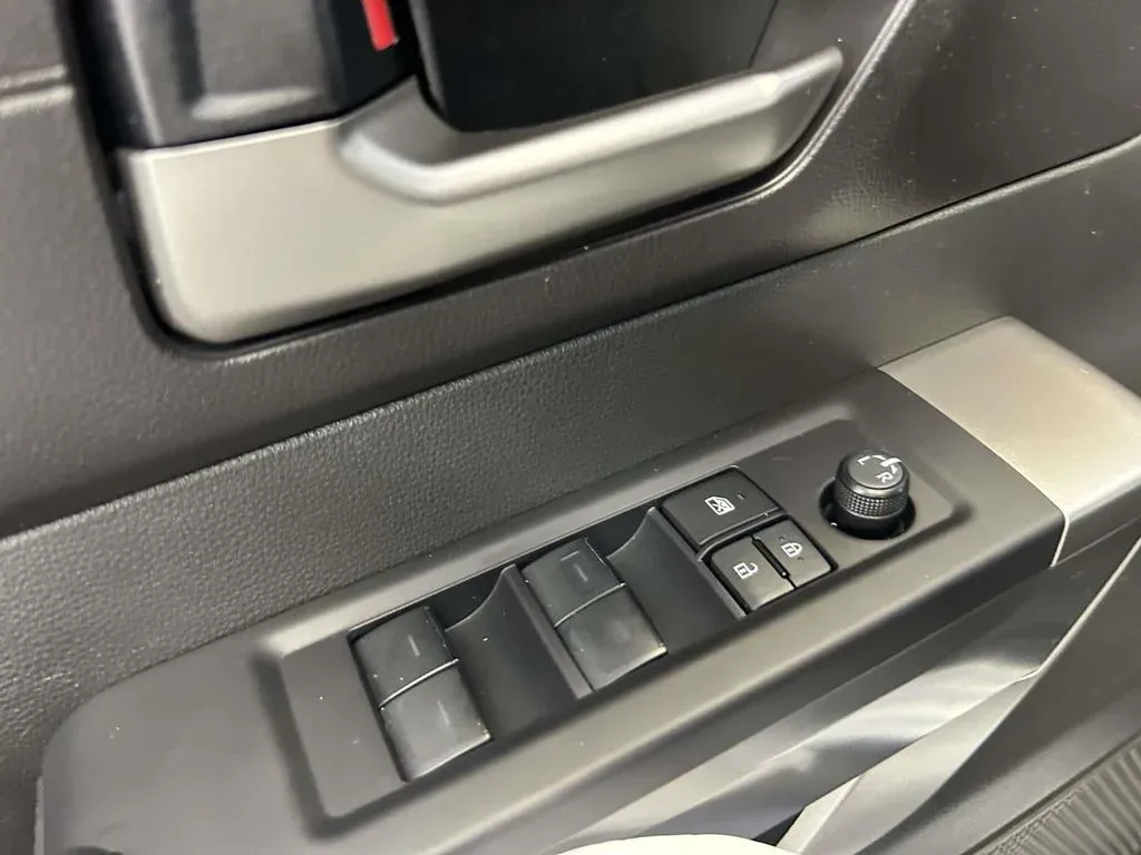 2024 Toyota Tundra SR5 thumbnail 19