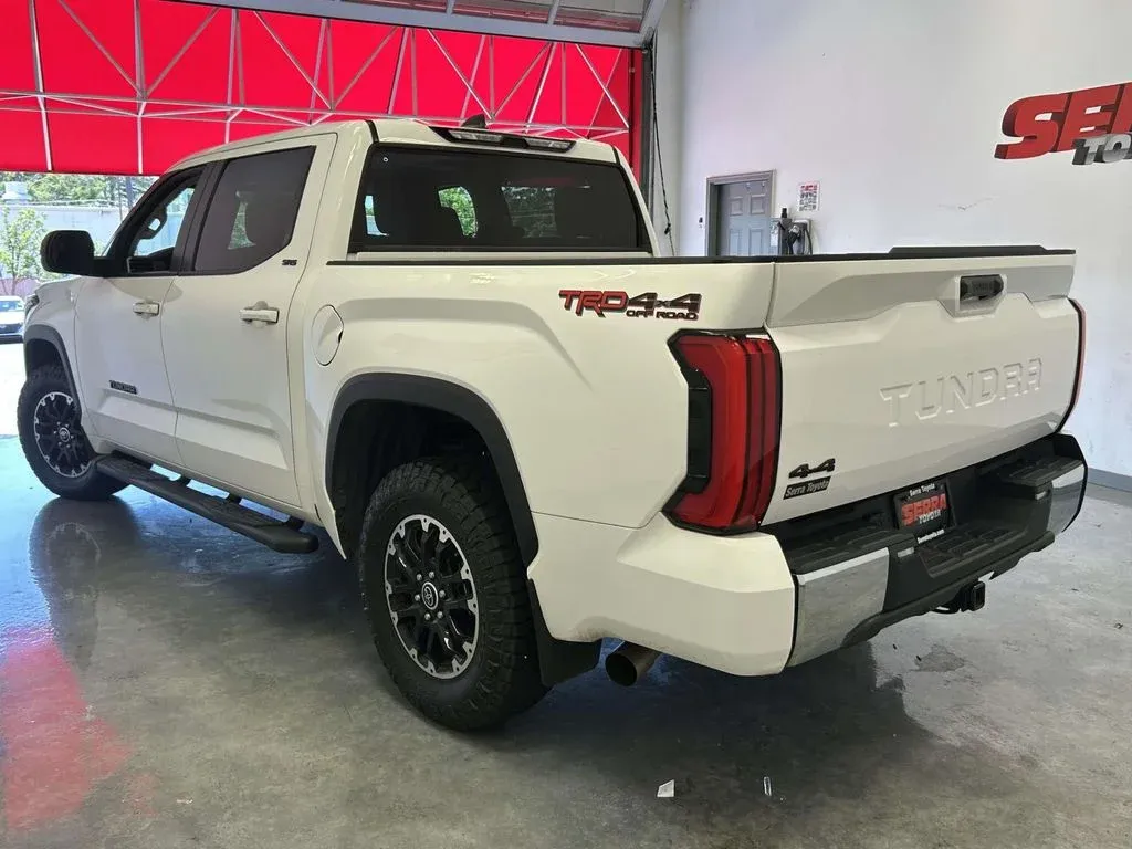 2024 Toyota Tundra SR5 thumbnail 5