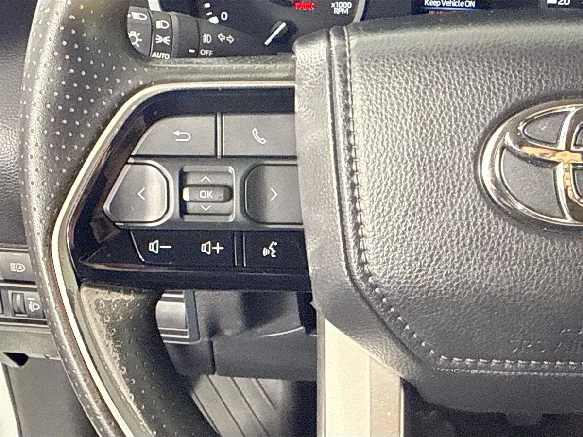 2024 Toyota Tundra SR5 thumbnail 16