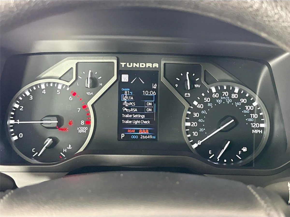2024 Toyota Tundra SR5 thumbnail 18