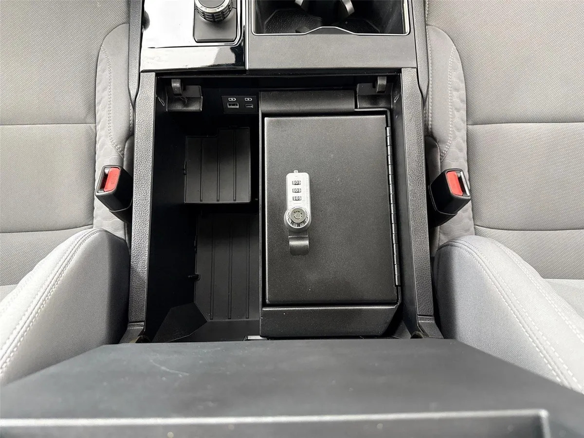 2024 Toyota Tundra SR5 thumbnail 30