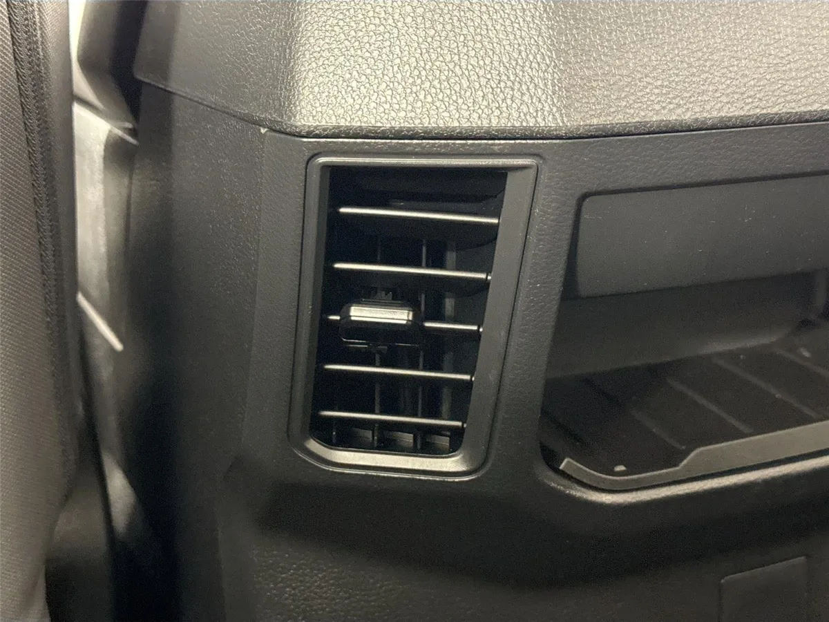 2024 Toyota Tundra SR5 thumbnail 33