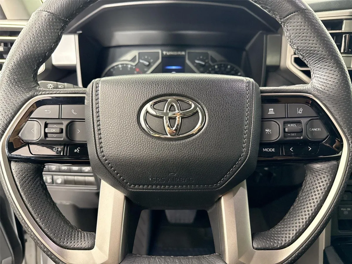 2024 Toyota Tundra SR5 thumbnail 16