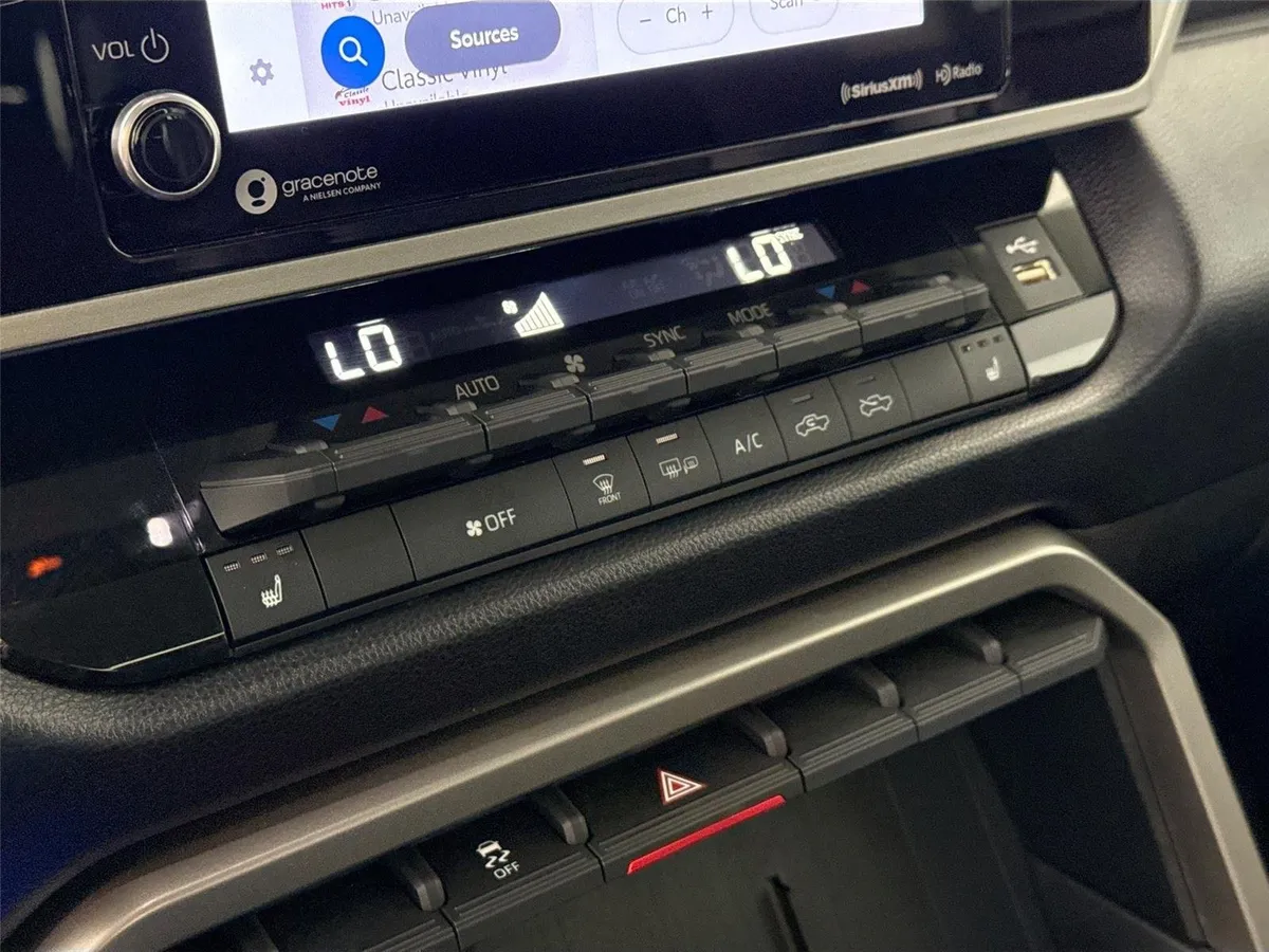 2024 Toyota Tundra SR5 thumbnail 25