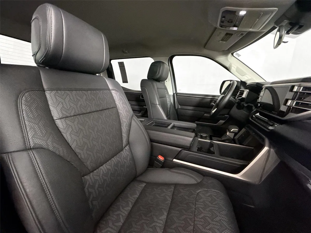 2024 Toyota Tundra SR5 thumbnail 40